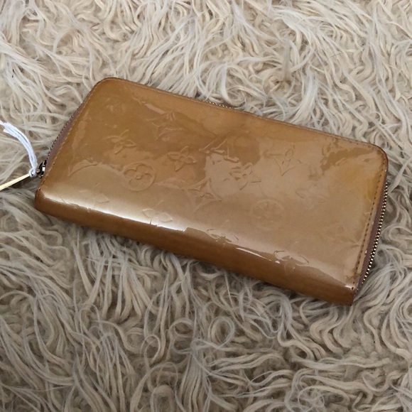 Louis Vuitton Vernis Zippy Wallet Yellow - Picture 6 of 14
